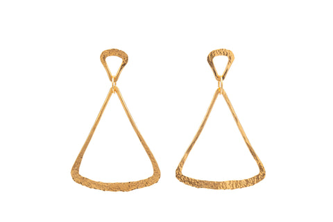 ARETE TRIÁNGULO CIRCUS