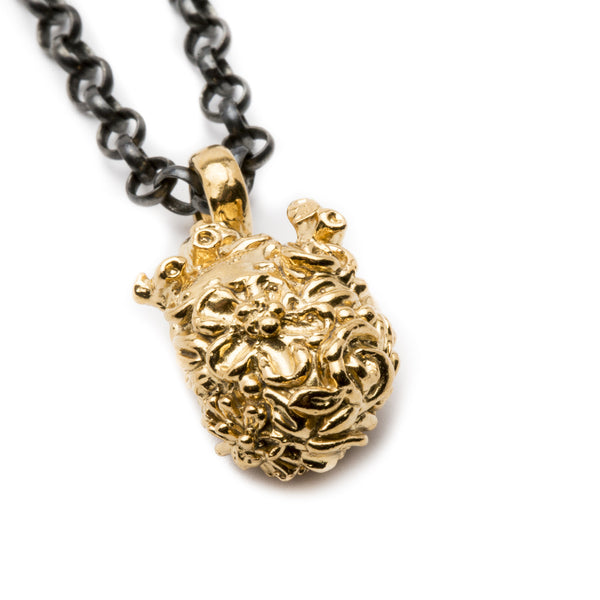 COLLAR CORAZÓN VERDADERO CON FLORES "El amor te hace florecer"
